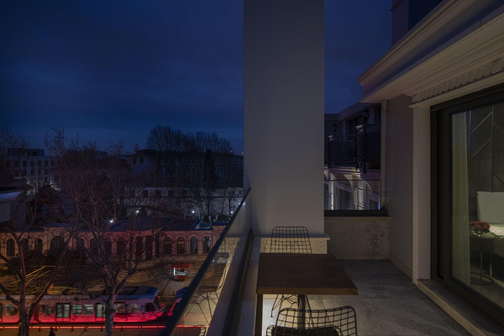 Nena Hotel Istanboel